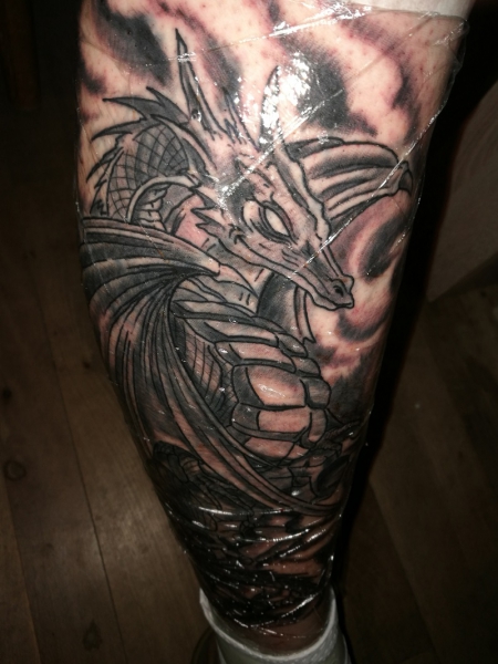 Drachen Tatto