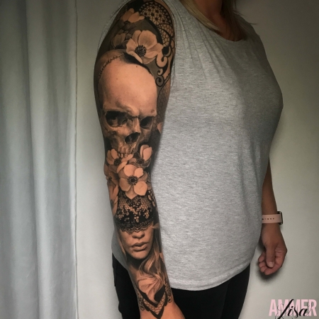 Sleeve