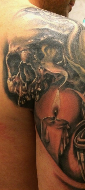 ..detail rechter arm..