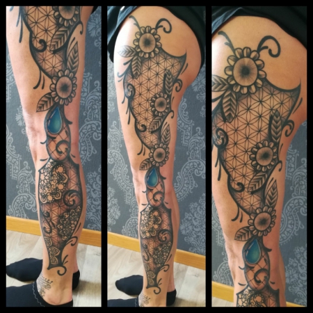 Ornamente & Mandalas über ganze Beinlänge 