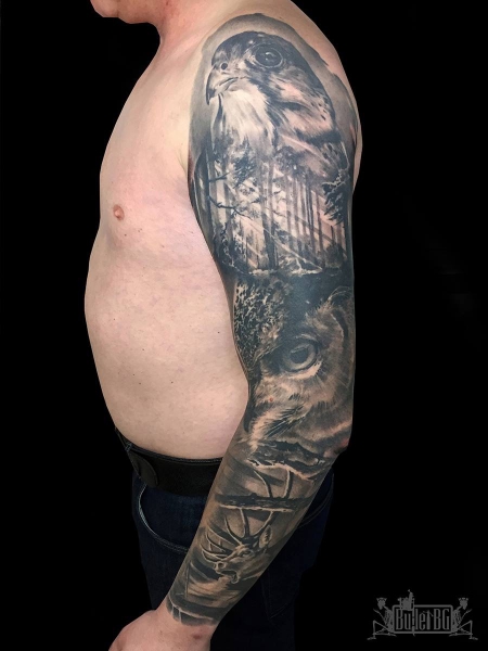 Sleeve