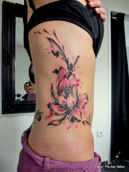 lotus-Tattoo: Trashiger Lotus