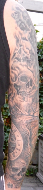 Fullsleeve mit klassischen Motiven Arm