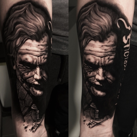 Joker , gestochen von Constantin Schuldt ( Heaven of Colours )