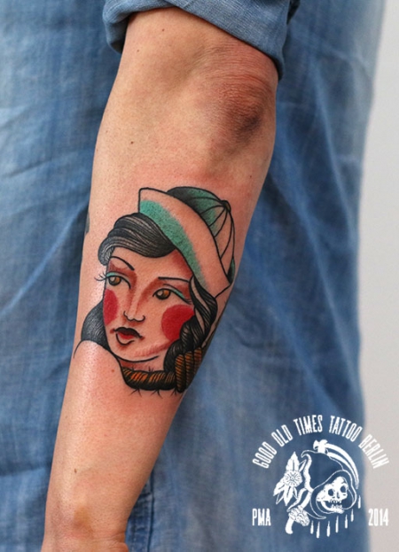traditional pin up tattoo