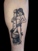 Pin up mit Zündkerze.