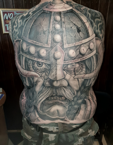 Wikinger Kopf Rückenbild