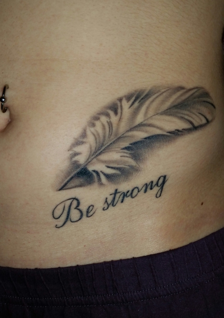 Feder "Be strong" Bauch 