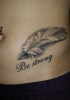 Feder "Be strong" Bauch 