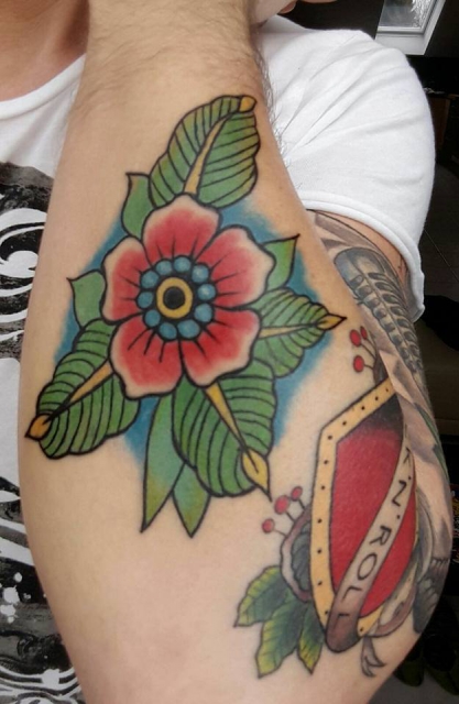 Oldschool Blume (Füller Tattoo)