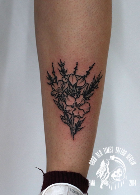 blackwork bouquet tattoo
