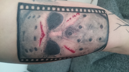 Jason Vorhees Maske Tattoo Freitag der 13.