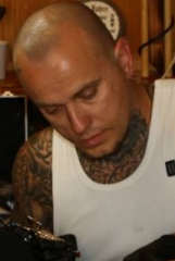 outLine tattoo's Bild