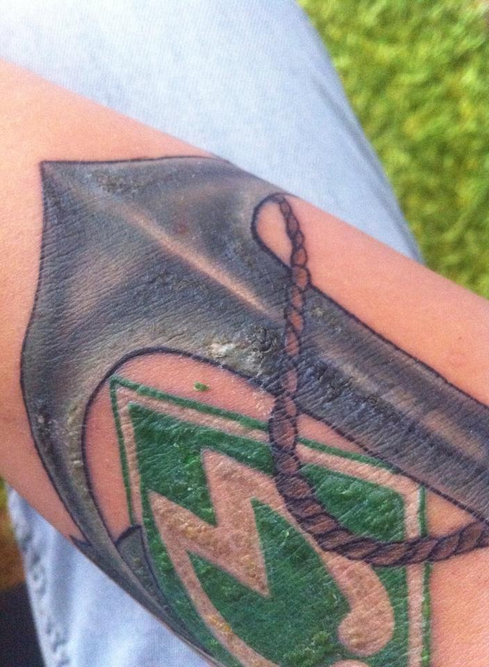 raidenlarocca: Neues Tattoo sieht strange aus