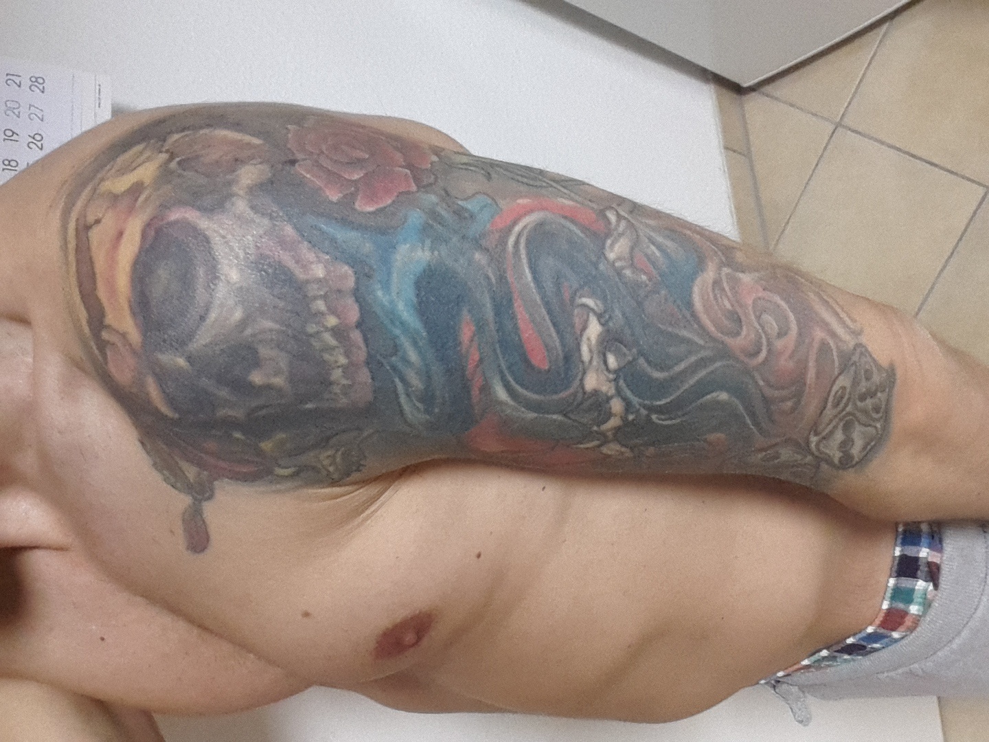 pavel_bln: Suche Cover Up Tattoo Spezi im Berlin