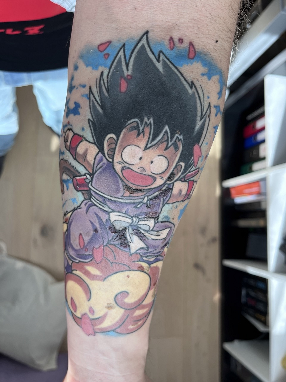 mauckimauk: Classic Kid Son Goku in seinem Lila GI - Unterarm
