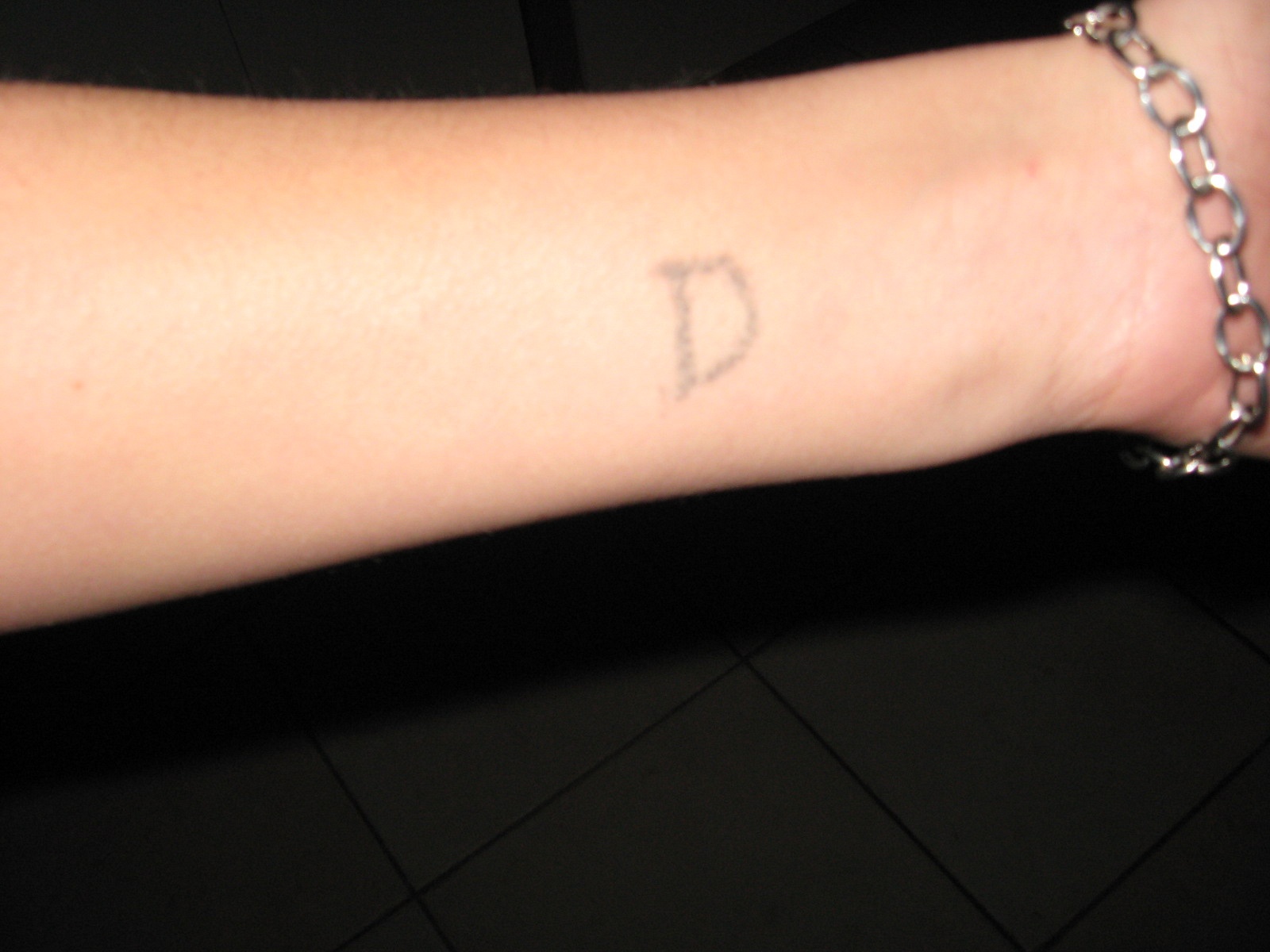 Ela24: !!!!!!!Bitte helft mir!!!!!