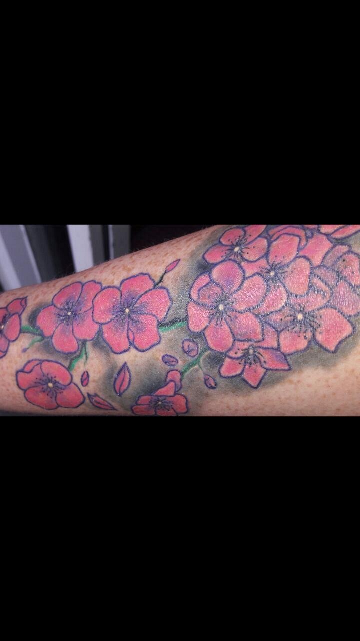 Emily Erdbeer: Blütenranke Oberarm - was sagt ihr?