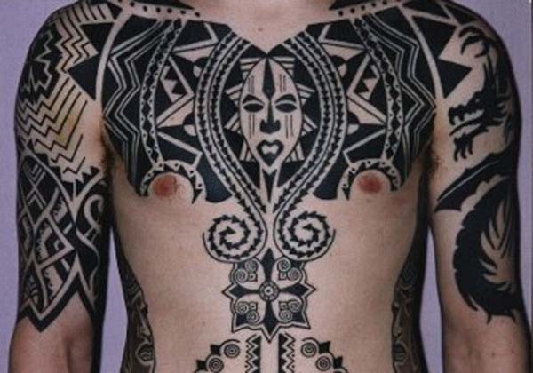 phasius: Blackwork Schweiz
