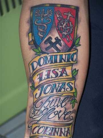 crazyunited: Meinung von Tätowierer sind gefragt...