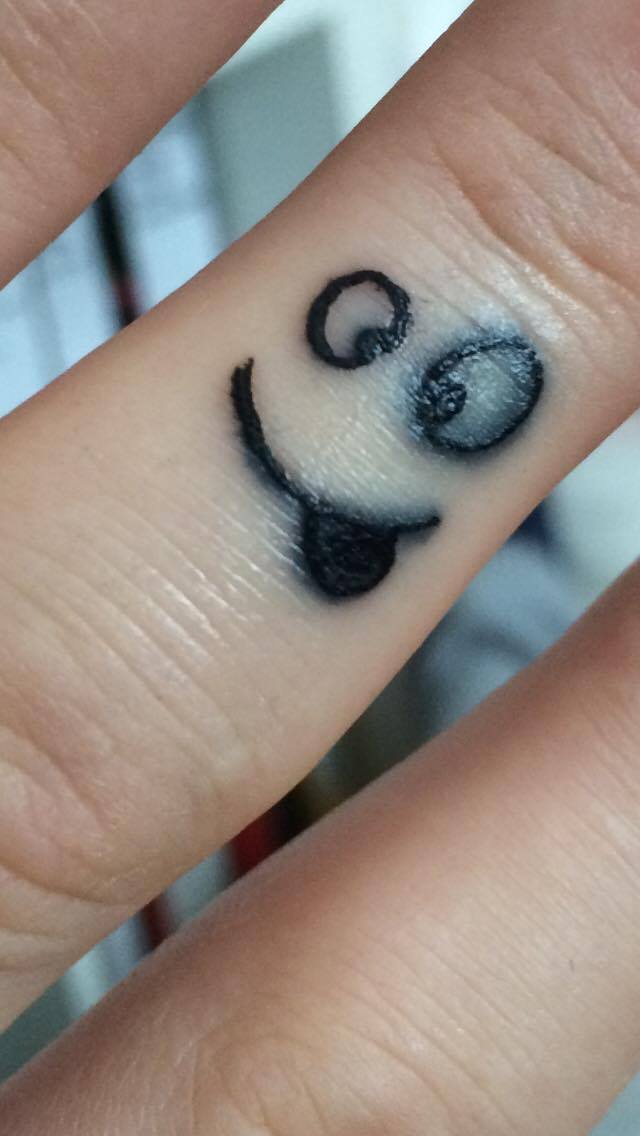 PrinzFrank: Tattoo am finger normal oder  blow off ?