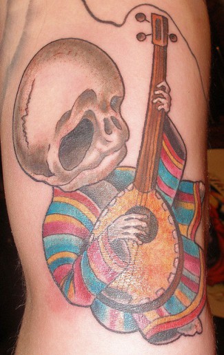 Nini89: selten so hässliche Tattoos gesehen :D
