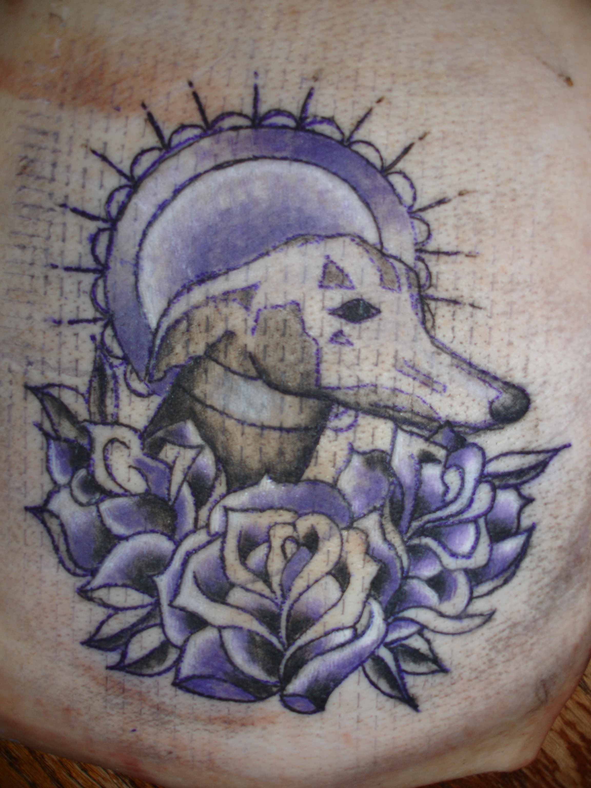 bekloppte_nudel: 3. selbst gestochenes Tattoo auf (Schweine)haut