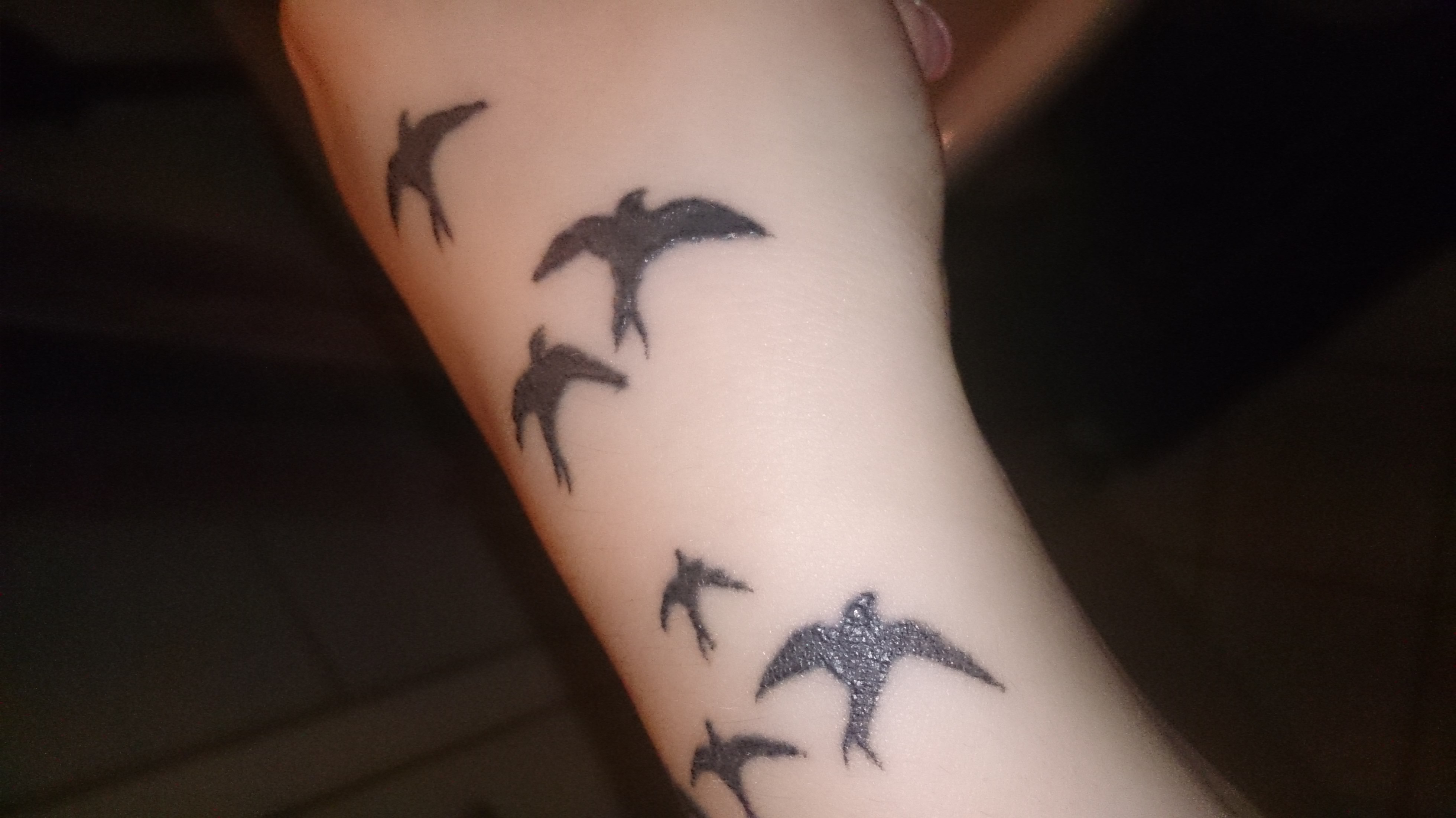 28jennifersandra09: Erstes Tattoo ,zu Tief gestochen ??