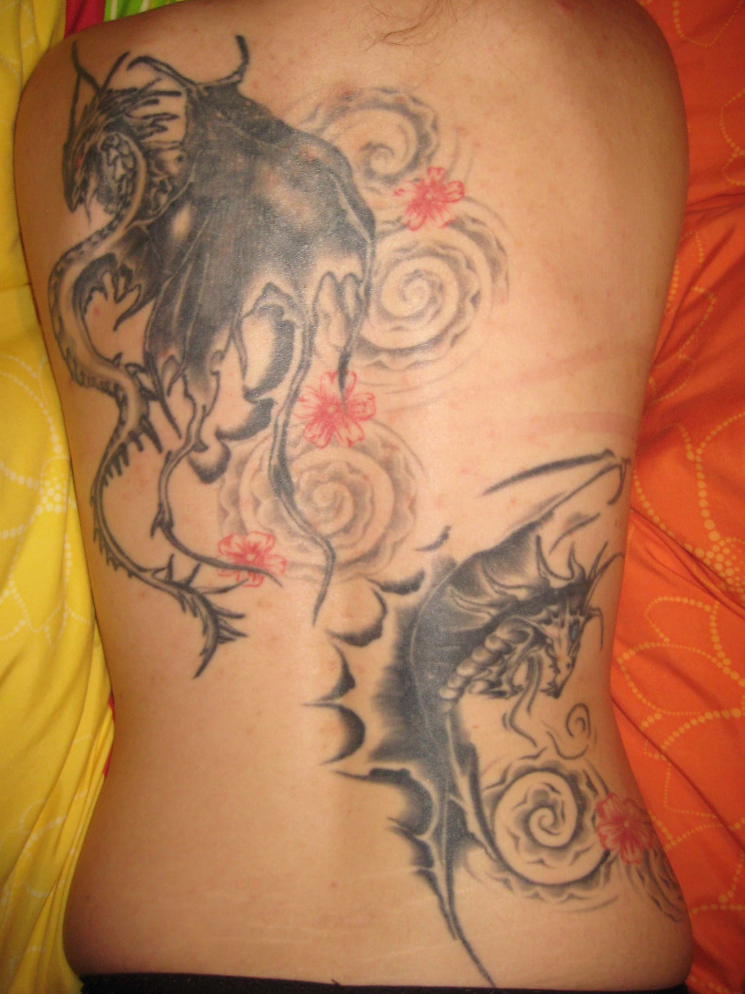 Powerlocke29: Drachen Tattoo, Erweiterungsvorschläge oder Cover-Up ? 