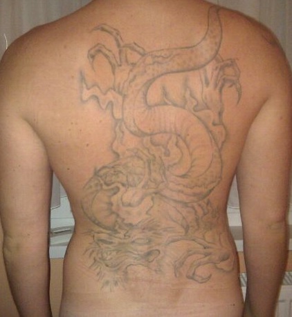enrique82: Neue Idee für altes Tattoo