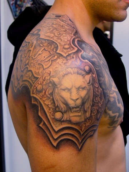hkt: Studio empfehlung für Biomechanic, Armor, 3D tattoo in Frankfurt gesuch