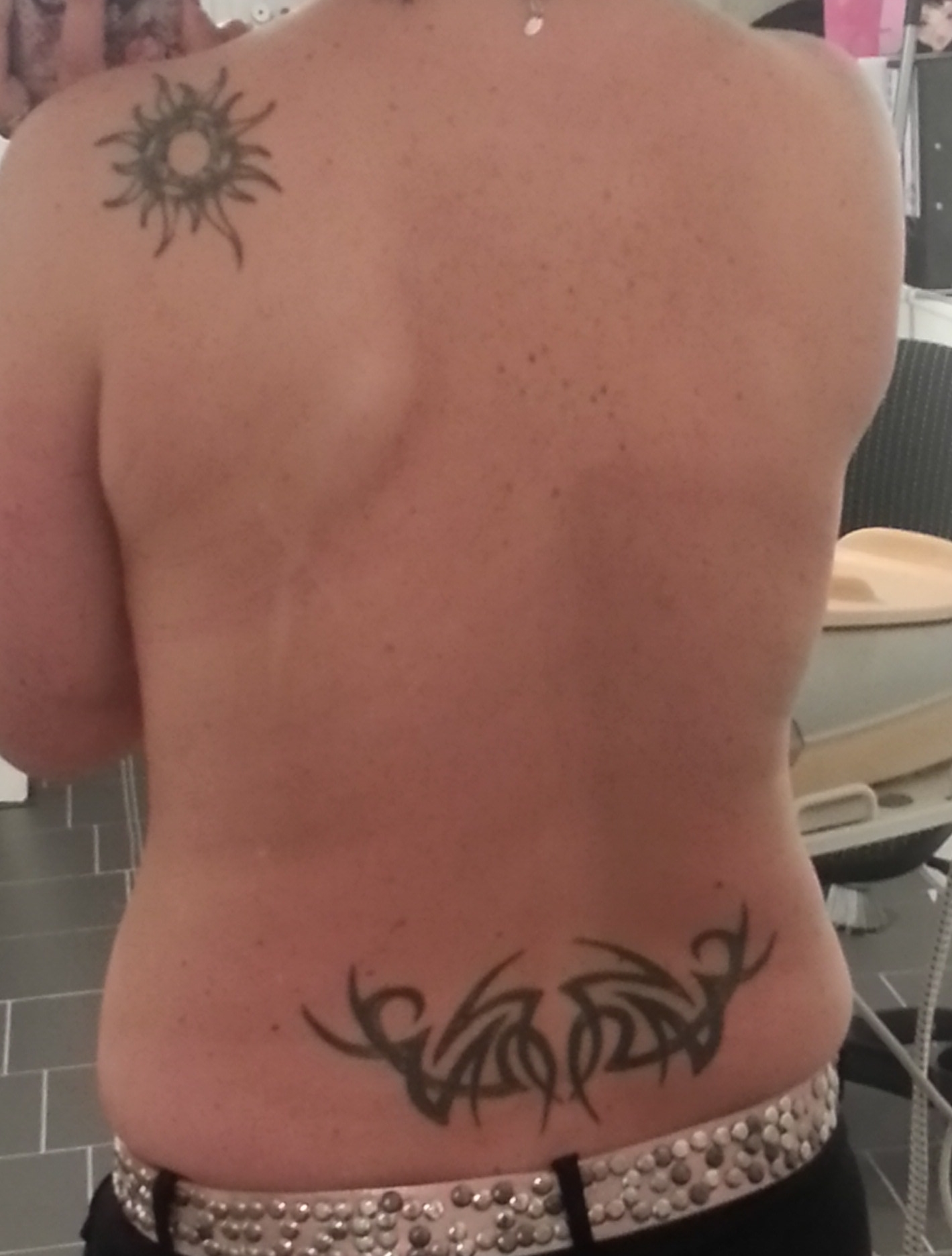 tattoocoverup: erweitern .. vereinen ... altersgemäß verändern .. Aber wie ?????