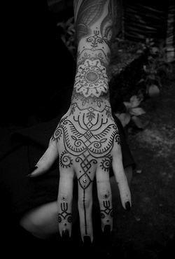 KittyKhaos: Henna Tattoo